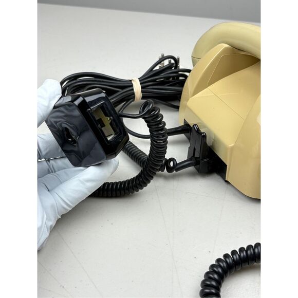 Vtg Ericsson PTT T65-TDK Dutch Beige Touch Tone Telephone w/ Microphone Handset - Picture 9 of 10